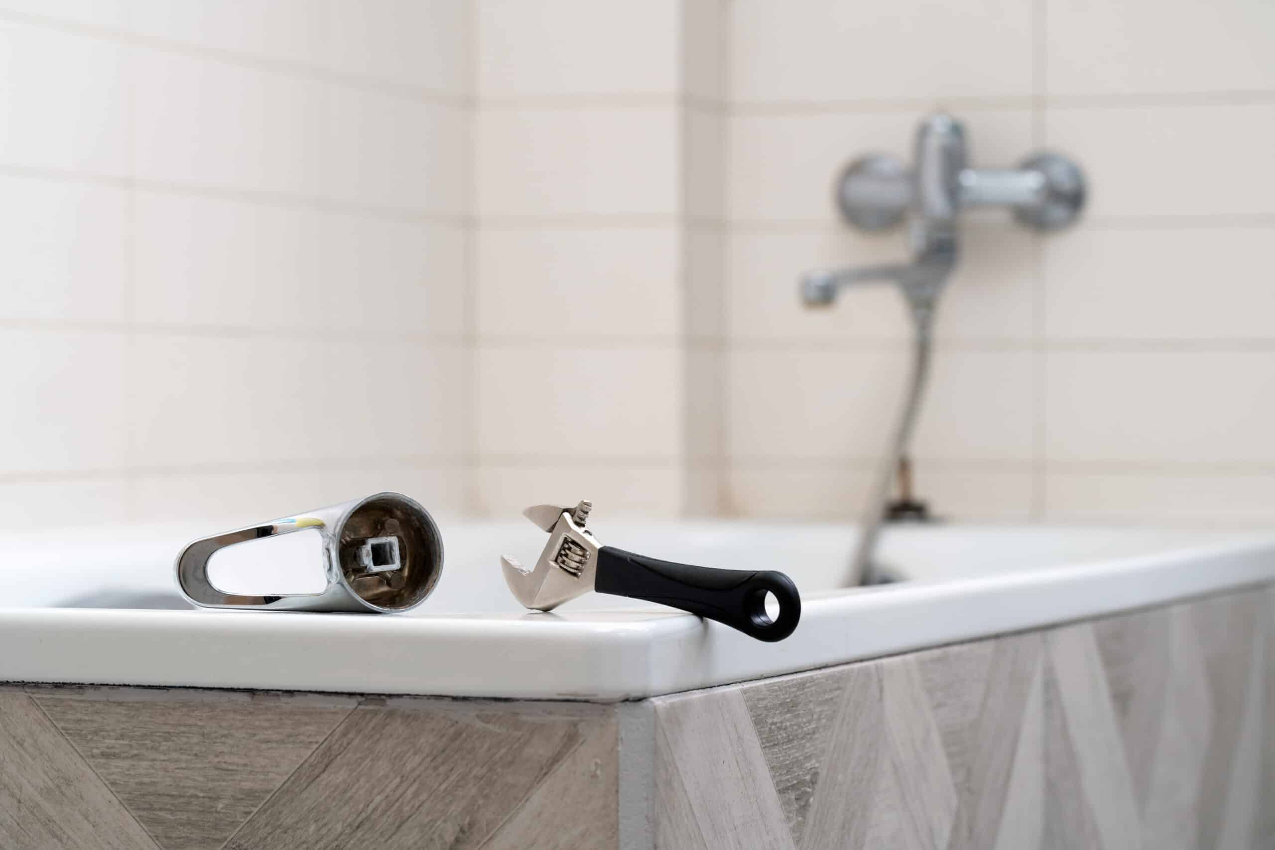 How to Fix a Leaky Bathtub Faucet: A Step-by-Step Guide